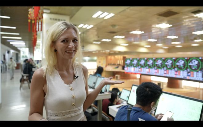 鲜花WilliamHill也有“中国芯”？一年超23亿支花的成交量如何完成？外国姑娘探访“亚洲花都”(图11)