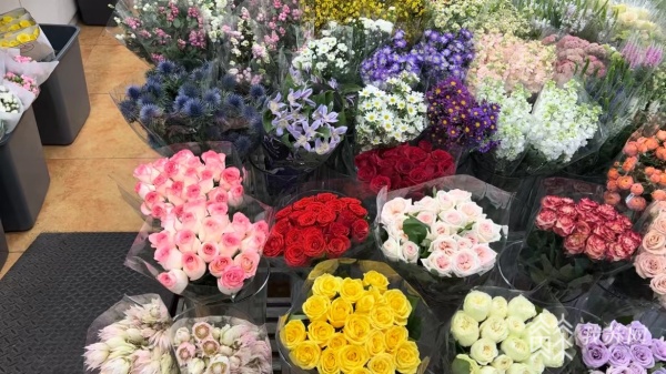 国庆假期鲜花市场迎热潮花束挑选有门道(图3)