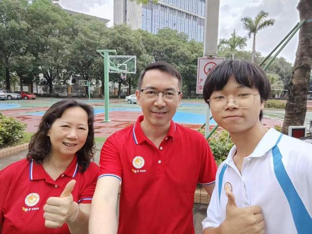 威廉希尔WilliamHill2024高考放榜顺德华侨中学丁志强：紧跟老师走逐梦哈工大(图2)