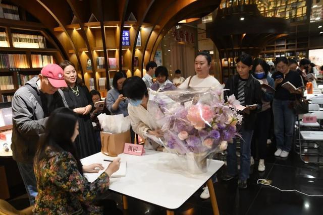 这场读书分享会用“花的语言”解读世界名画(图4)