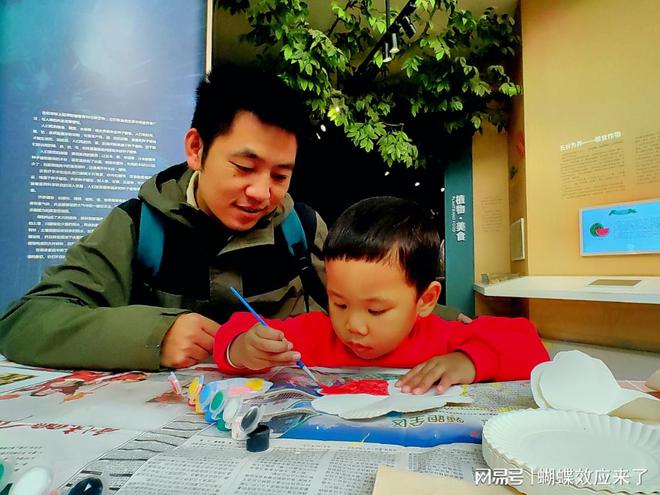 威廉希尔WilliamHill市花之美共赏时成都市植物园“芙蓉乐市集”与科普共绘周末精彩(图4)