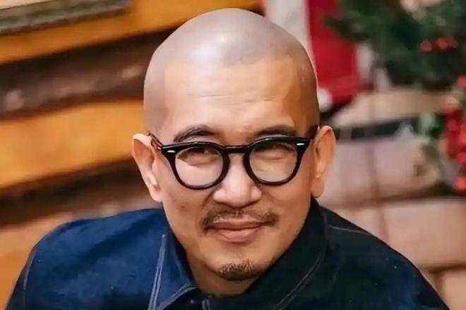 威廉希尔WilliamHill大S去世24天风水宝地终于找好恩师王伟忠谈梦见大S：最近瘦了(图11)