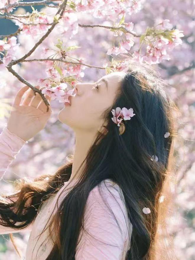 春天和花拍合影9个拍照小技巧包出片的！(图5)