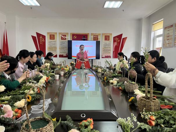 “花漾”女神节金融护芳华(图2)