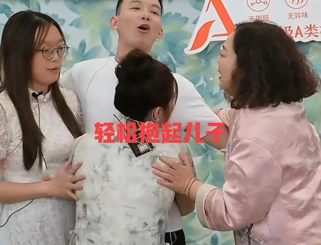 杨奶奶透谢妈秘密太泪奔谢爸该罚站项链是借的评论区怪话多(图8)