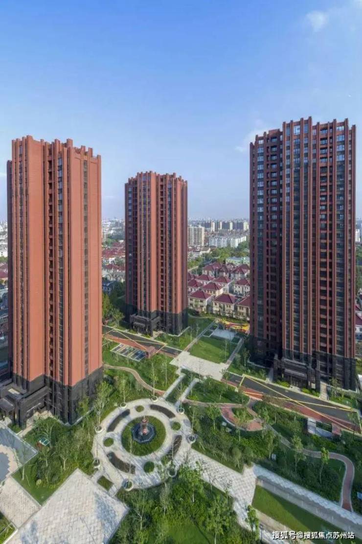 威廉希尔洋江唐顿公馆(售楼处)-洋江唐顿公馆售楼中心首页网站丨2025欢迎您丨最新楼盘详情(图3)