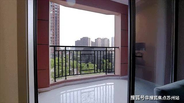 威廉希尔洋江唐顿公馆(售楼处)-洋江唐顿公馆售楼中心首页网站丨2025欢迎您丨最新楼盘详情(图15)