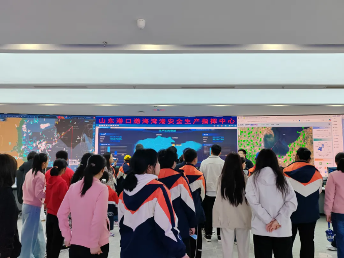 WilliamHill九三学社潍坊市委会青工委开展春天的力量与畅想——儿童社会实践活动(图1)