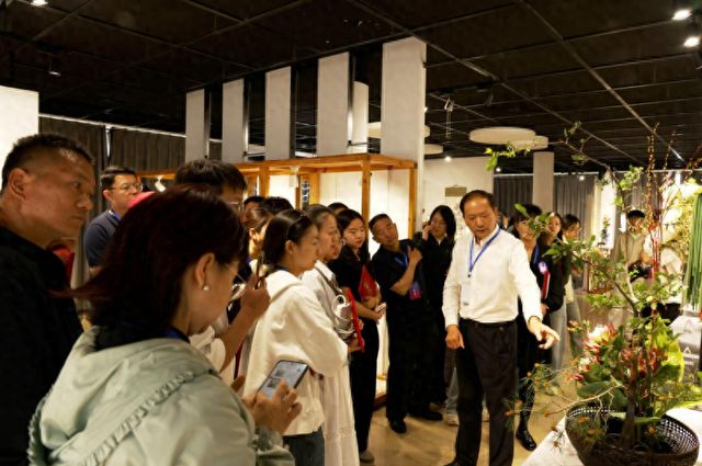 2025河北省插花花艺展赛在石成功举办WilliamHill(图1)