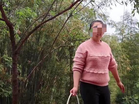 农村女性“沉迷”短追求中年浪漫丈夫想不通520要送花(图7)