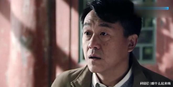 她就是何冰背后的女人一通电线岁儿子也要当演员(图11)