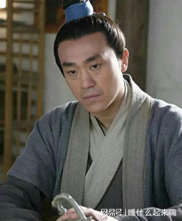 她就是何冰背后的女人一通电线岁儿子也要当演员(图12)