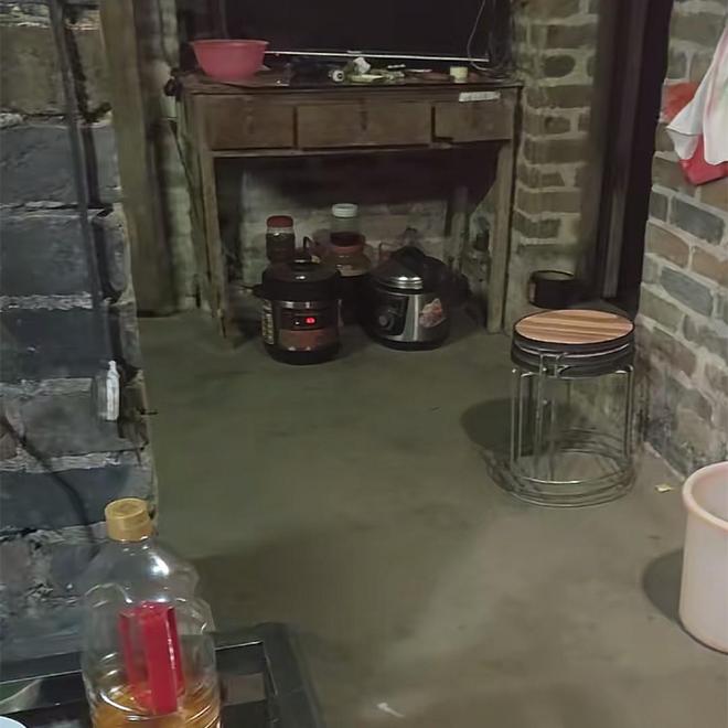 国家给补贴建房子男子要求建到马路对面多次被拒后没人搭理了(图2)