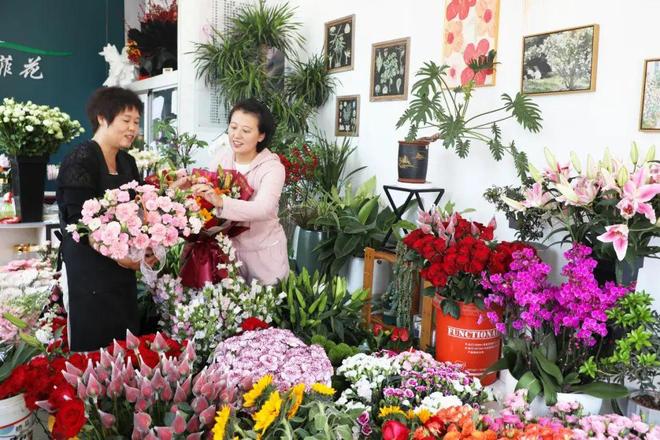 威廉希尔【摄影】河北唐山：母亲节至鲜花畅销(图2)