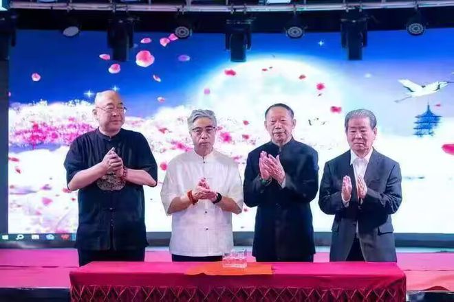 威廉希尔“易学六君子”承德义结金兰共谱易学发展新篇(图1)